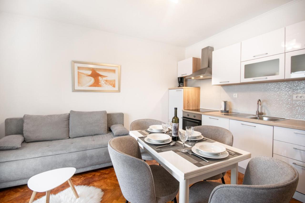 Apartments Villa Luce Makarska Ngoại thất bức ảnh