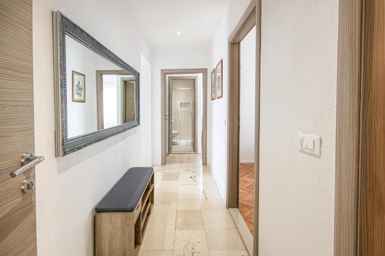 Apartments Villa Luce Makarska Ngoại thất bức ảnh