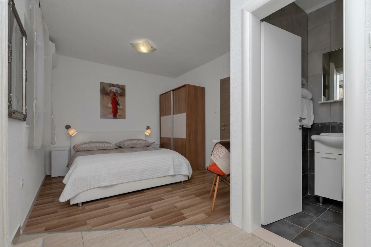 Apartments Villa Luce Makarska Ngoại thất bức ảnh